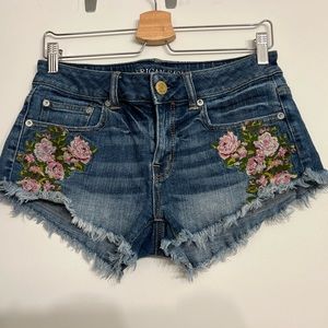 American Eagle Booty shorts - size 4